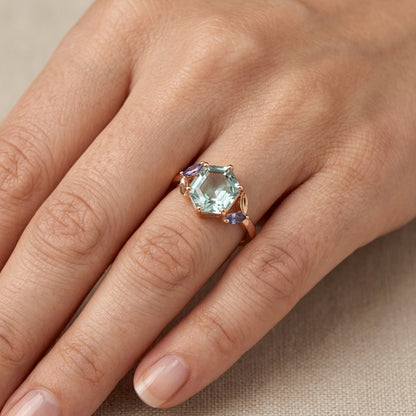 Ring Grün Raute 585 Roségold getragen
