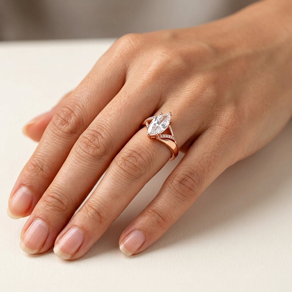Schmuckset Weißer Zirkon Rhombus Roségold – Ring, Ohrringe & Kette